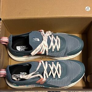 The North Face Vectiv Hiking / Golf Shoes